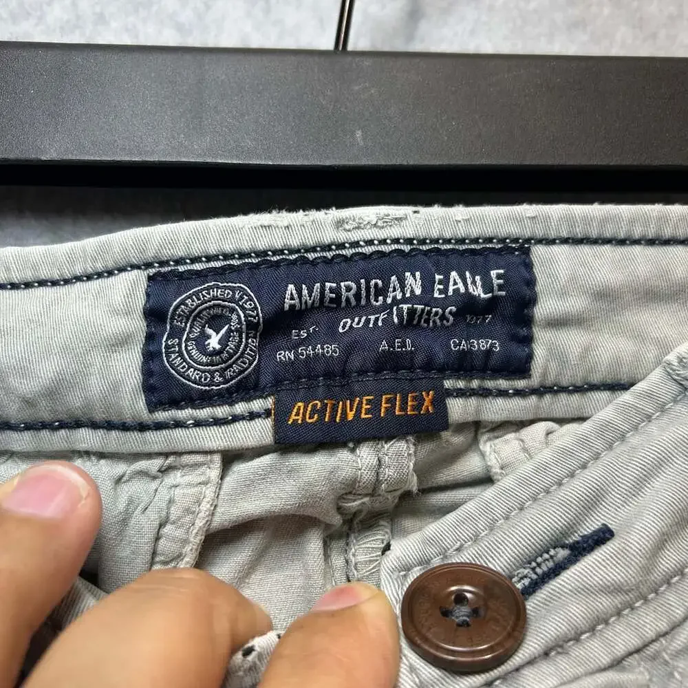American Eagle Outfitters Light Gray Active Flex Shorts, Size 30